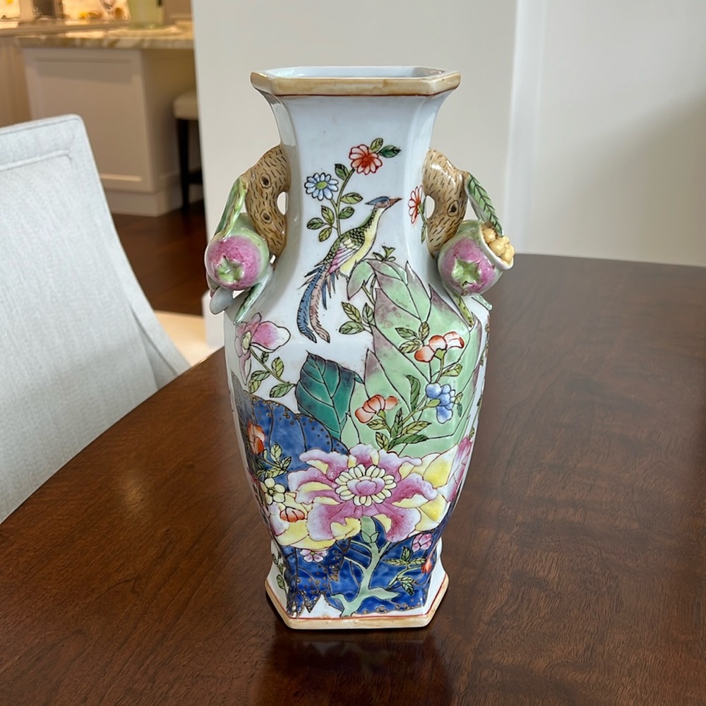 Tobacco leaf vase Made in China